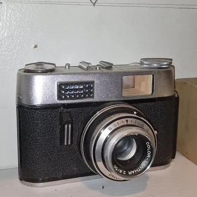 Sale Photo Thumbnail #320: Voigtlnder vitoret d mm camera