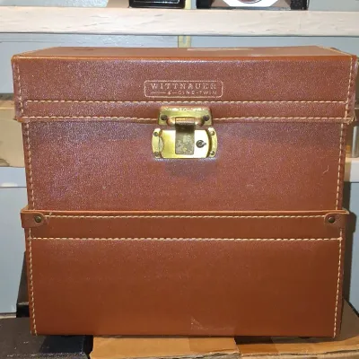 Sale Photo Thumbnail #339: Wittnauer cine twin wd mm movie camera with original carrying case