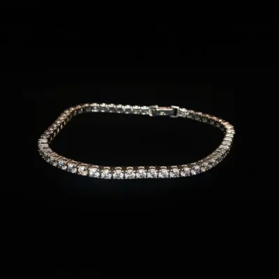 Sale Photo Thumbnail #362: Diamond tennis bracelet