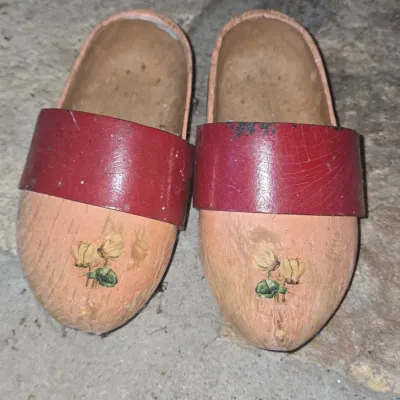 Sale Photo Thumbnail #432: Vintage dutch style decorative wooden clogs