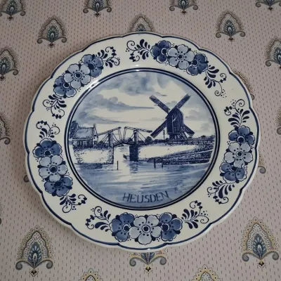 Sale Photo Thumbnail #573: Delft blue heusden windmill collector plate hand painted
