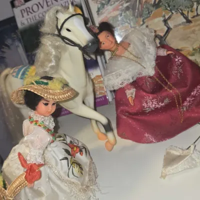 Sale Photo Thumbnail #604: Vintage french souvenir dolls and horse figurine