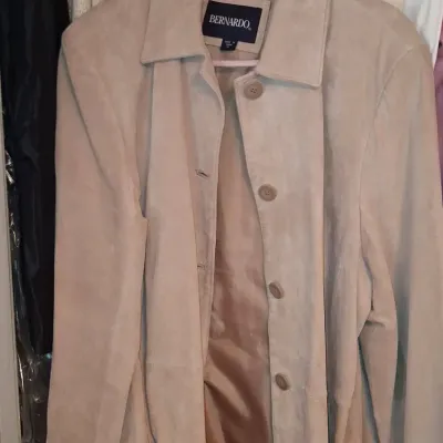 Sale Photo Thumbnail #626: Bernardo suede trench coat