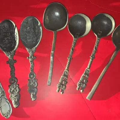 Sale Photo Thumbnail #662: Vintage apostle and souvenir spoon collection