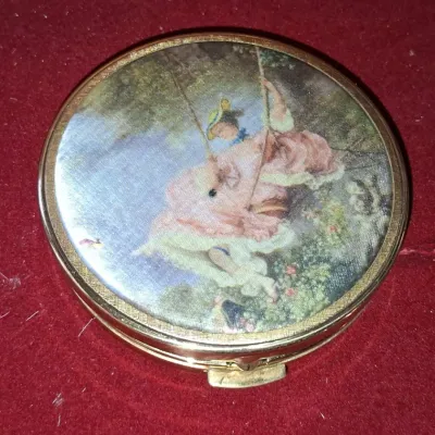 Sale Photo Thumbnail #667: Vintage fragonard the swing porcelain compact