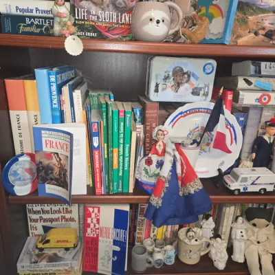 Sale Photo Thumbnail #696: French revolution bicentennial and paris souvenir assortment