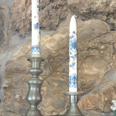 Sale Photo Thumbnail #718: Winthrop pewter candlesticks