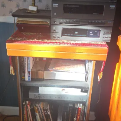 Sale Photo Thumbnail #808: General electric stereo component system with cabinet