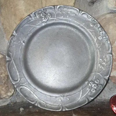 Sale Photo Thumbnail #859: Kayserzinn art nouveau pewter plate with floral motif