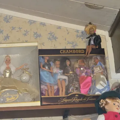 Sale Photo Thumbnail #860: Mattel barbie collection celebration chambord promotional set