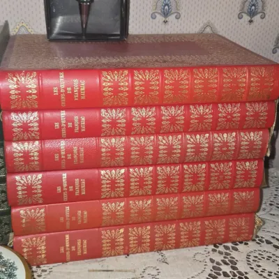 Sale Photo Thumbnail #906: Les chefs d uvre de franois mauriac leather bound set