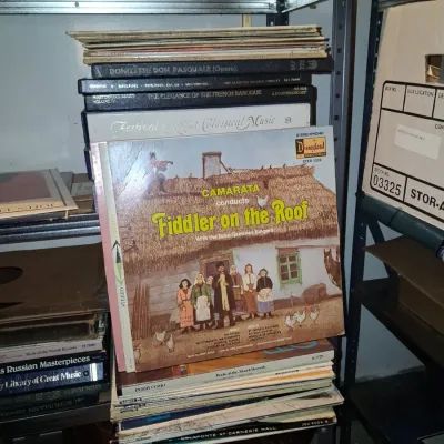 Sale Photo Thumbnail #933: Camarata conducts fiddler on the roof vinyl record