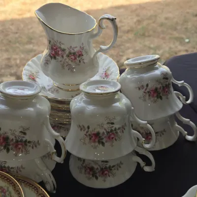 Sale Photo Thumbnail #962: Royal albert lavender rose tea set