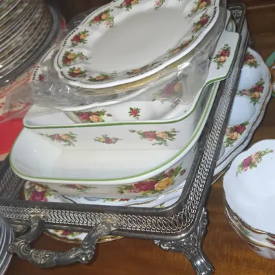 Sale Photo Thumbnail #963: Royal albert old country roses baking dishes with silver plated tray