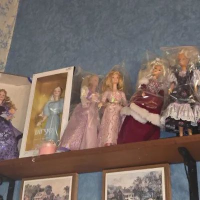 Sale Photo Thumbnail #982: Collection of mattel barbie dolls