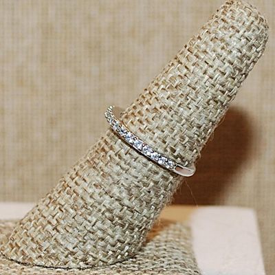Size 6½ Delicate Half Infinity Single Row of Clear Stones Ring on a Silver Tone Band (1.6g)