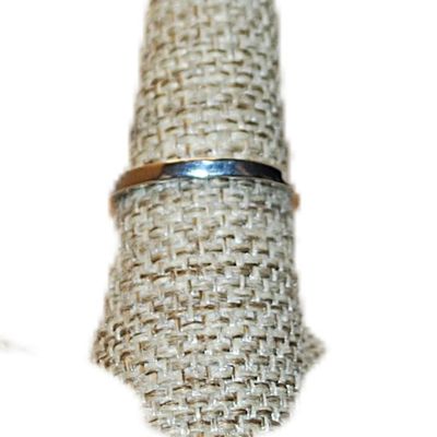 Size 8 Marked .925 Double "OPEN HEARTS" Ring with Small BLUE Stone Accent Rows on a Silver Band (2.1g)