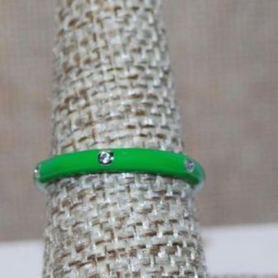 Size 8 Delicate LIME GREEN Enamel Ring with 6 Accent Clear Stones on a Silver Tone Band (2.2g) - STACK ALL COLORS for a REAL IMPACT
