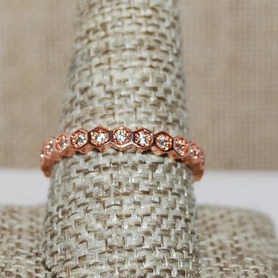 Size 10 Infinity Style ROSE GOLD Ring with All Hex Segments Filled with a Clear Round Stone (2.6g)