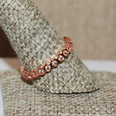 Size 10 Infinity Style ROSE GOLD Ring with All Hex Segments Filled with a Clear Round Stone (2.6g)