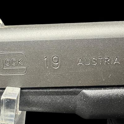 Sale Photo Thumbnail #4: This pistol is chambered in 9x19mm. It includes the original box, two standard magazines, one extended magazine, and a speed loader. This is a super clean pistol. Serial number AMT641 US. Not tested. Pre-auction estimate: $400-$600. [RS]