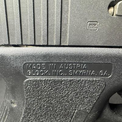 Sale Photo Thumbnail #6: This pistol is chambered in 9x19mm. It includes the original box, two standard magazines, one extended magazine, and a speed loader. This is a super clean pistol. Serial number AMT641 US. Not tested. Pre-auction estimate: $400-$600. [RS]