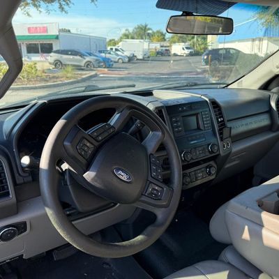 Sale Photo Thumbnail #41: This heavy duty workhorse is powered by the highly sought-after 6.7 liter diesel V8 engine. It has 450 HP with 935 ft-lbs of torque, and a six-speed automatic transmission. It is Oxford white in color. It has a new battery, and is running at the time of c