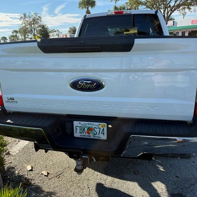 Sale Photo Thumbnail #36: This heavy duty workhorse is powered by the highly sought-after 6.7 liter diesel V8 engine. It has 450 HP with 935 ft-lbs of torque, and a six-speed automatic transmission. It is Oxford white in color. It has a new battery, and is running at the time of c