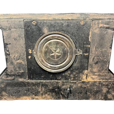 Sale Photo Thumbnail #118: This has a classic American eight-day mechanical movement. The glass face needs to be re-attached at the hinges. It may or may not have been re-painted. Not tested. Measurement: 15.5”W x 10”H. [VY]