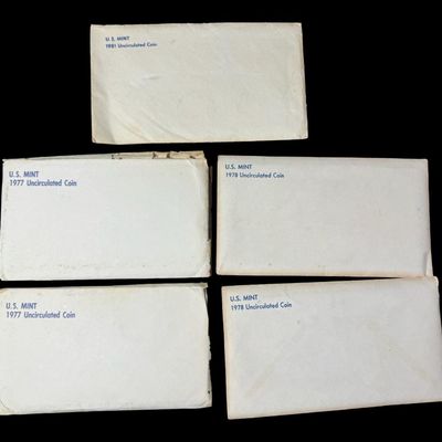 Sale Photo Thumbnail #132: Includes two 1977, and three 1978, Philadelphia and Denver Mint sets. Total of five sets. [RS]