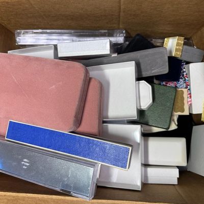 Sale Photo Thumbnail #306: Includes over 100 jewelry boxes. Some are vintage. There are cardboard, plastic, and covered metal boxes. [RS]