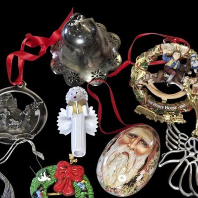 Sale Photo Thumbnail #293:  Lot of Heart and Mixed Christmas Ornaments.                           