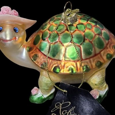 Sale Photo Thumbnail #322:  Lot of Figural Blown Glass Ornaments including Robert Stanley.                           