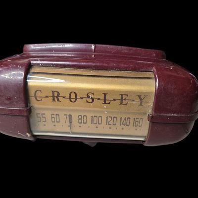 Sale Photo Thumbnail #516:  Crosley Burgundy Bakelite AM Radio.                           