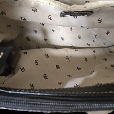 Sale Photo Thumbnail #733:  Dooney & Bourke handbag  pre-owned. D&B sells for us either way.     $55                     