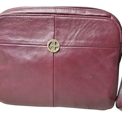 Sale Photo Thumbnail #744:  Giani Bernini maroon purse. NWT.                           