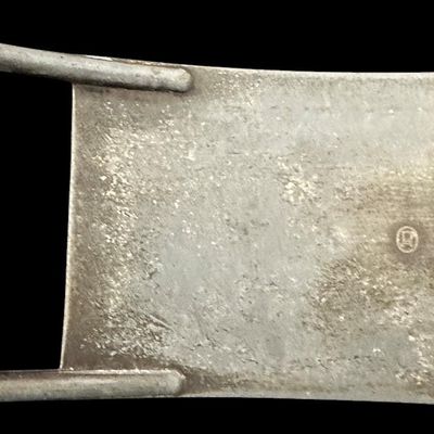 Sale Photo Thumbnail #875:  Levi Strauss & Co. belt buckle. 