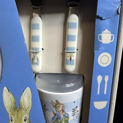 Sale Photo Thumbnail #1014:  Peter Rabbit 5-Piece Dinnerware Set for Children  6M+.                           