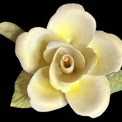 Sale Photo Thumbnail #1068:  Capodimonte Porcelain Rose Figurine  3.75 Inches.                           