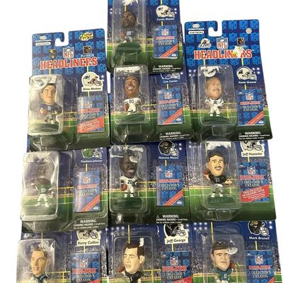 Sale Photo Thumbnail #1128:  Corinthian NFL Headliners group  on ca  Relist.                           