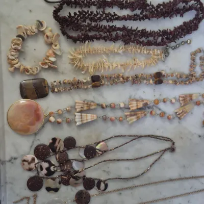 Sale Photo Thumbnail #266: These are a Fabby find, just ready for bag & resell
ALL 7 = One price