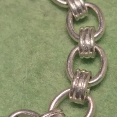 Sale Photo Thumbnail #273: Chaps silver tone link bracelet with toggle clasp....marked
Condition is Pre-owned.......excellent