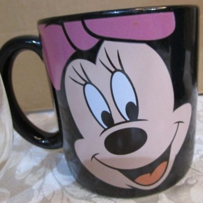 Sale Photo Thumbnail #171: mirror, twine & scissor dispenser owl, Minnie Mouse oversized mug, Vintage A&W root beer mug, see pictures