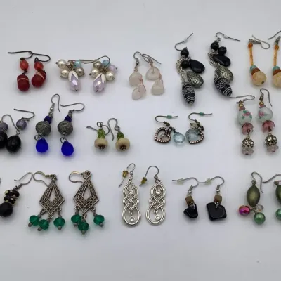 Sale Photo Thumbnail #168: 15 Pairs Of Earrings.......all pierced
Ready to sell/ retail