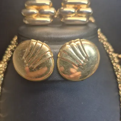 Sale Photo Thumbnail #221: Sets Gold tone Necklaces and Earrings ~ 2 sets
> mix  or match.......your choice
> double length solid chain no clasp ..........20" long
> Greek round link Choker w/magnetic clasp
> 2 pair of clip on Earrings ~ both marked