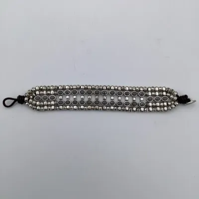 Sale Photo Thumbnail #225: Lucky Brand Faux Pearl Leather Ladder Bracelet #23. Condition is vg
length 8"....clasp works perfectly