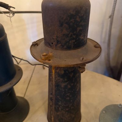 Sale Photo Thumbnail #17: Vintage car horn