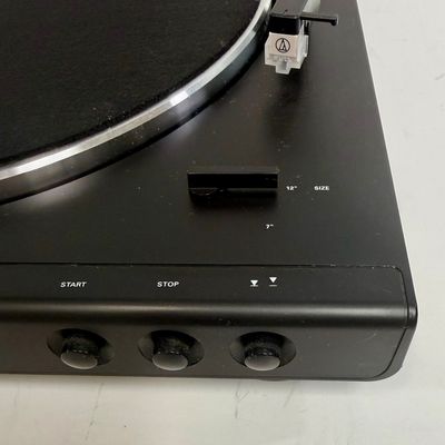 Audio-Technica AT-LP60X Automatic Belt-Drive Turntable - New