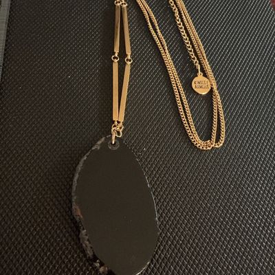 Kinsley Armelle Gold-Tone Long Pendant Necklace with Agate Stone