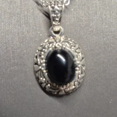 Vintage black cabuchon Pendant & Earrings match
